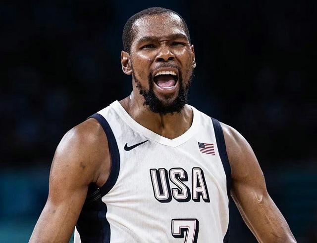 开云中国-詹姆斯遭遇二十持续失利，加拿大队教练压力巨大！-开云中国