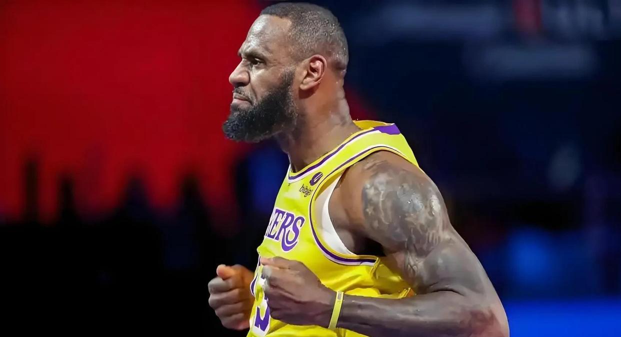 开云官方网站-独行侠不断突破！，Ming连续五场比赛得分超过爆冷观众掌声雷动-开云官方网站